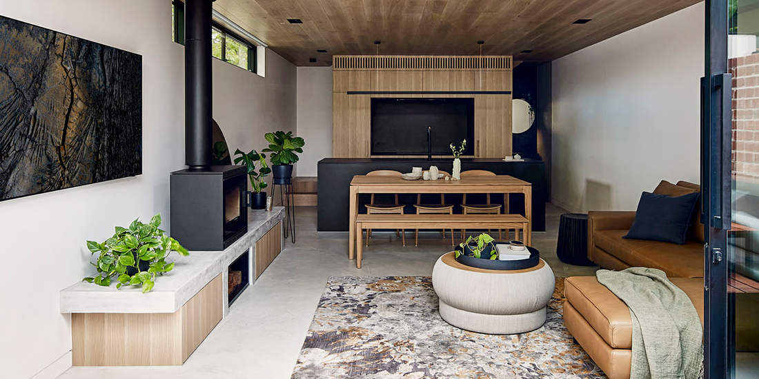 Kimono Metallics Banner