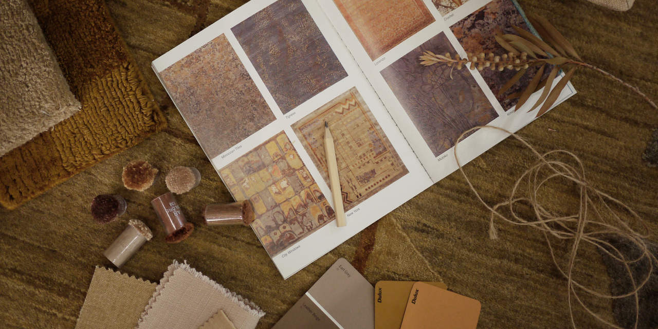 Metallics flat lay Banner